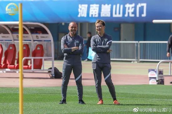 　　　　至于导演是否是要训斥人道的丑陋啊，揭穿世界的无情啊，这些都是后话了。